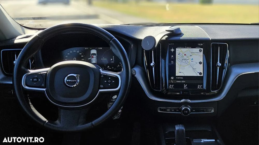 Volvo XC 60 ver-b6-mhev-at8-awd-inscription - 15