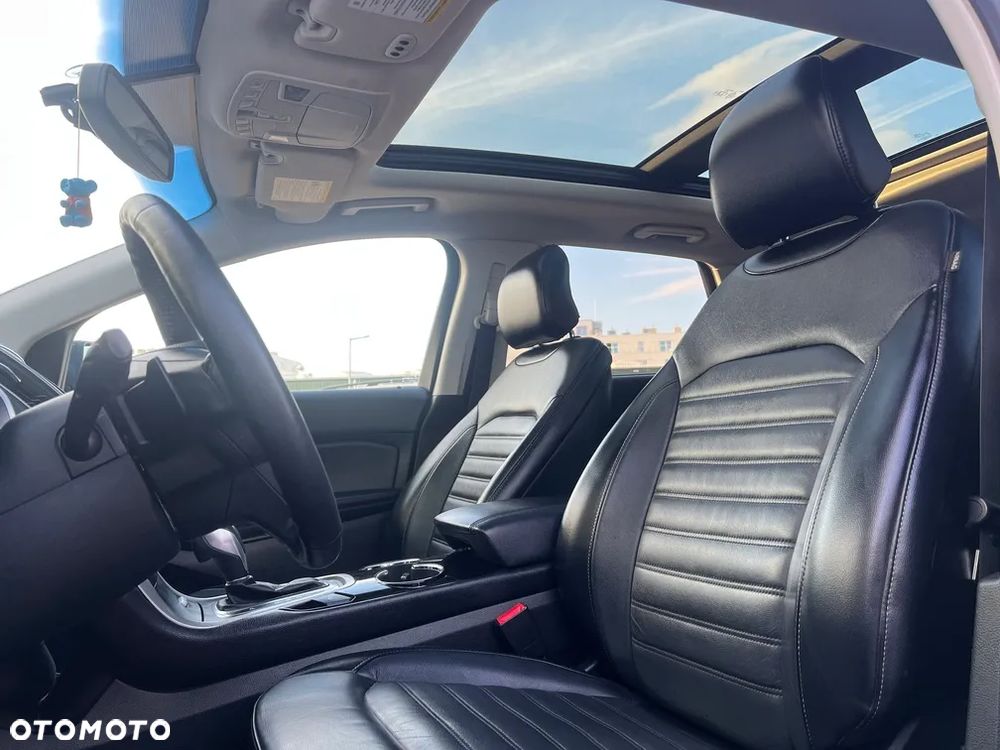 Ford Edge - 9