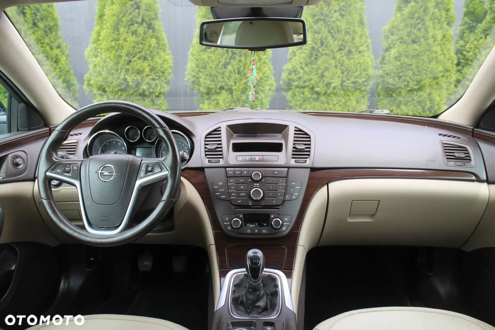 Opel Insignia - 22