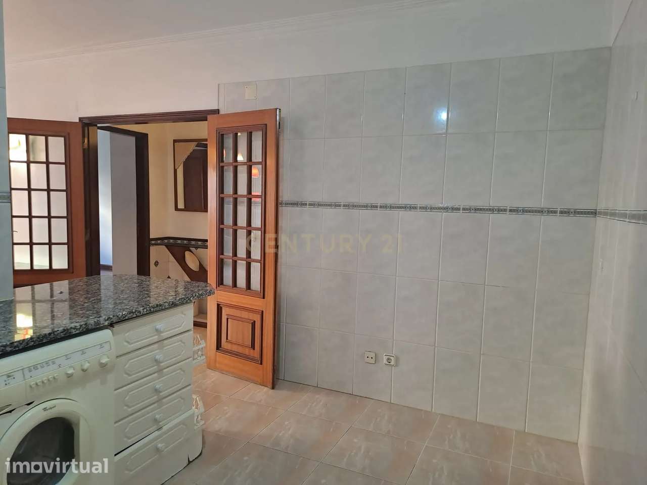 Apartamento T2 em excelente localização - Grande imagem: 5/27