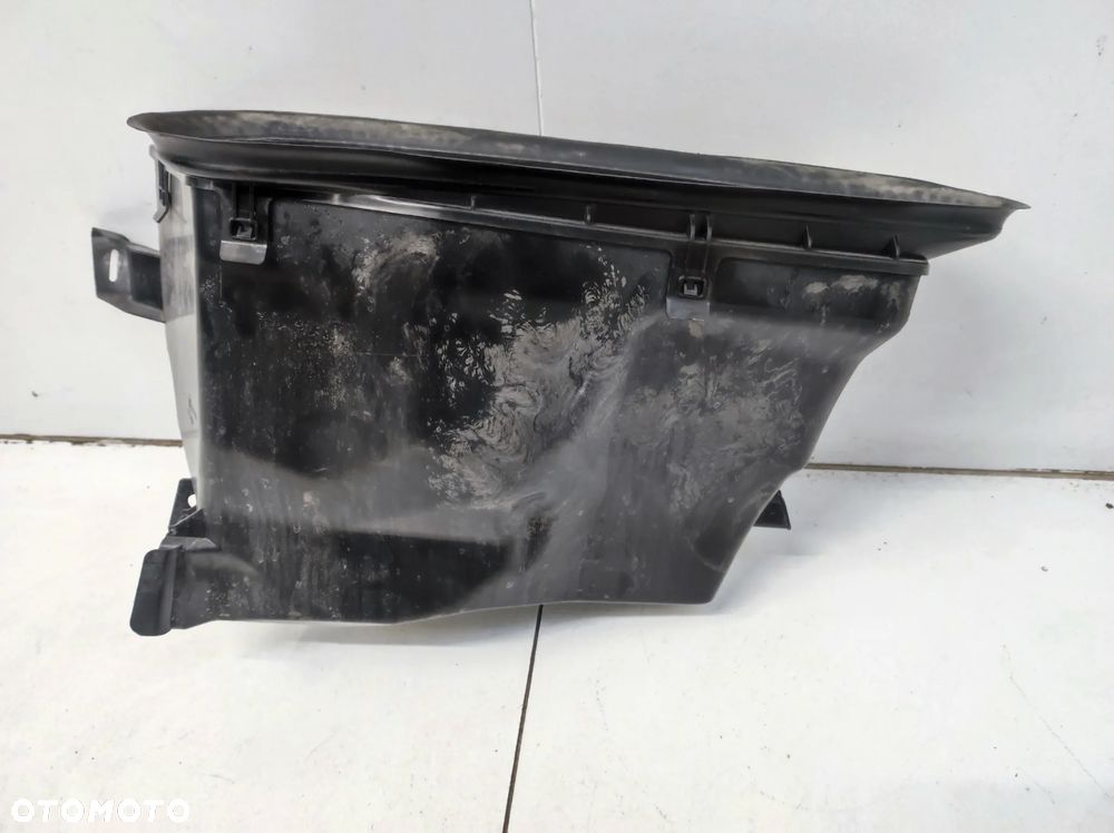WLOT ŁAPACZ KIEROWNICA POWIETRZA KABINY EU VOLVO XC60 II 2 - 4