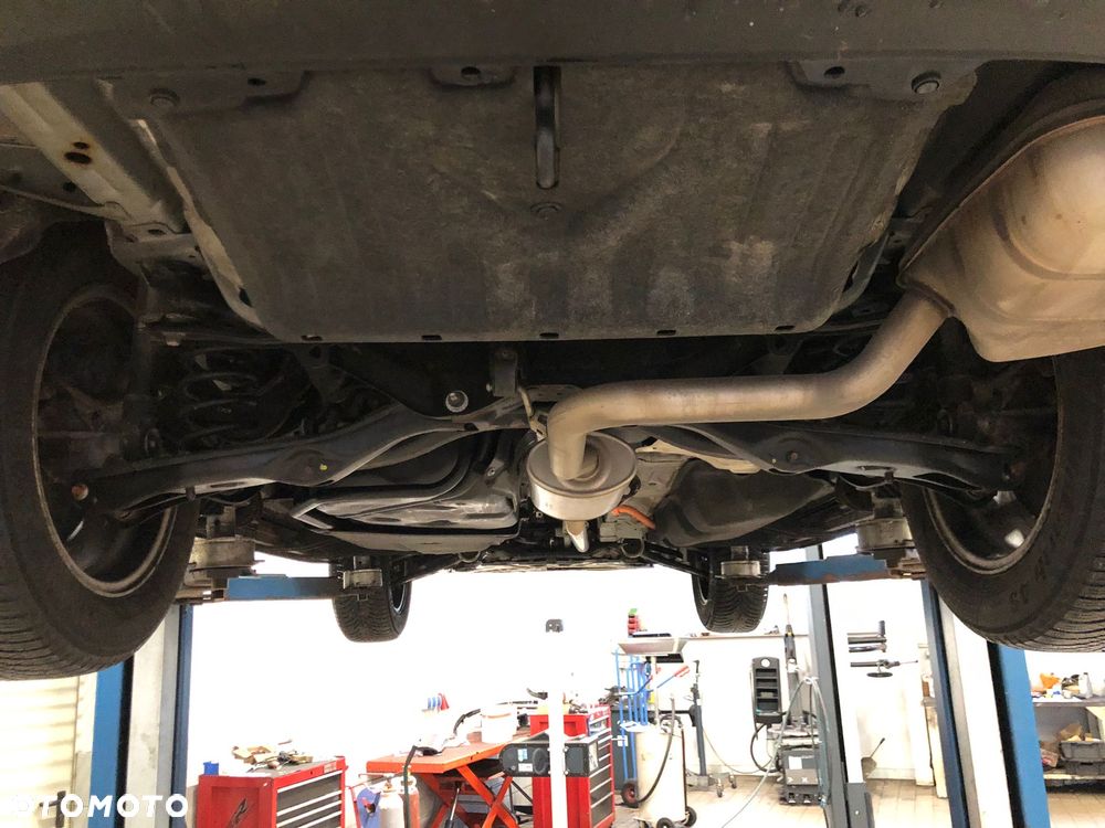 Honda CR-V 2.0 i-MMD Sport Line 2WD CVT - 41
