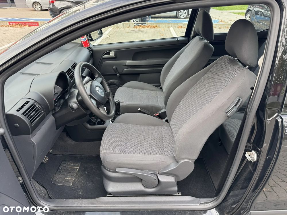 Volkswagen Fox 1.2 - 11