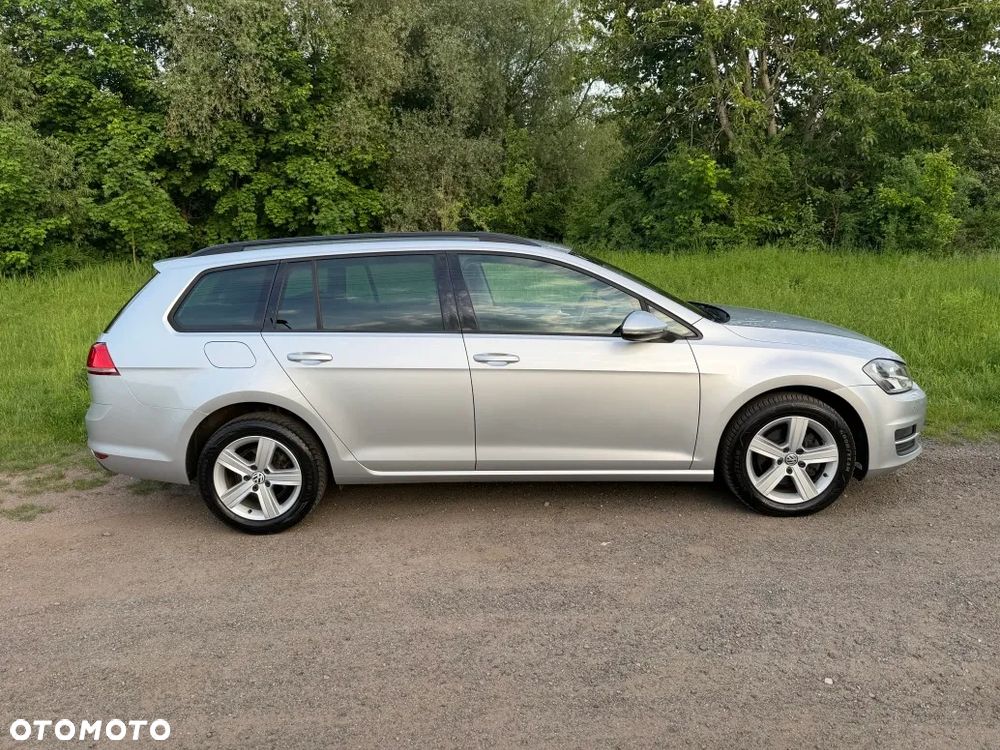 Volkswagen Golf 1.6 TDI BlueMotion Technology Comfortline - 11