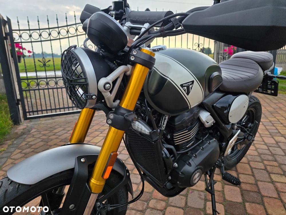 Triumph Scrambler - 11