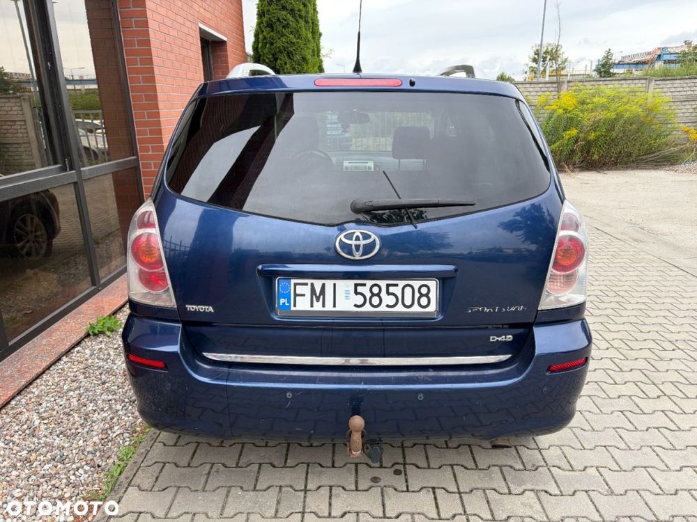 Toyota Corolla Verso 2.2 D-4D Executive - 6