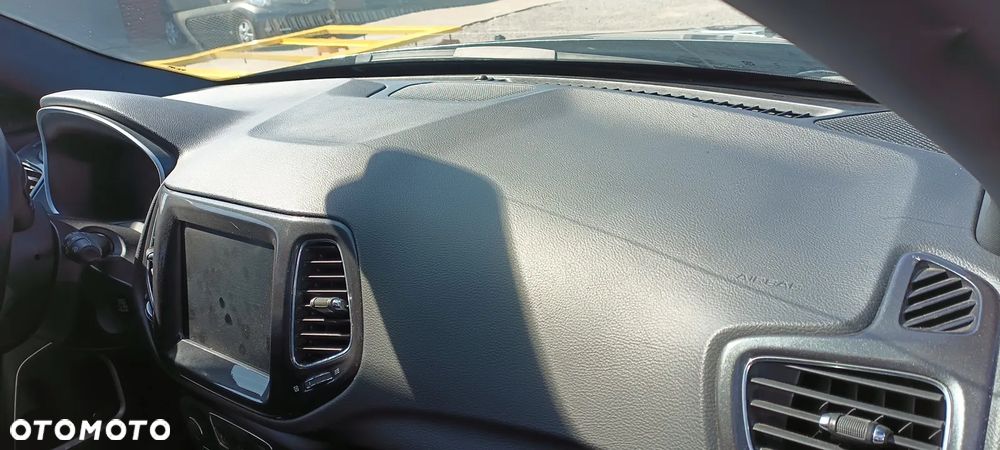 Jeep Compass 1.3 T-GDI 4xe PLUG-IN HYBRID Automatik Limited - 14