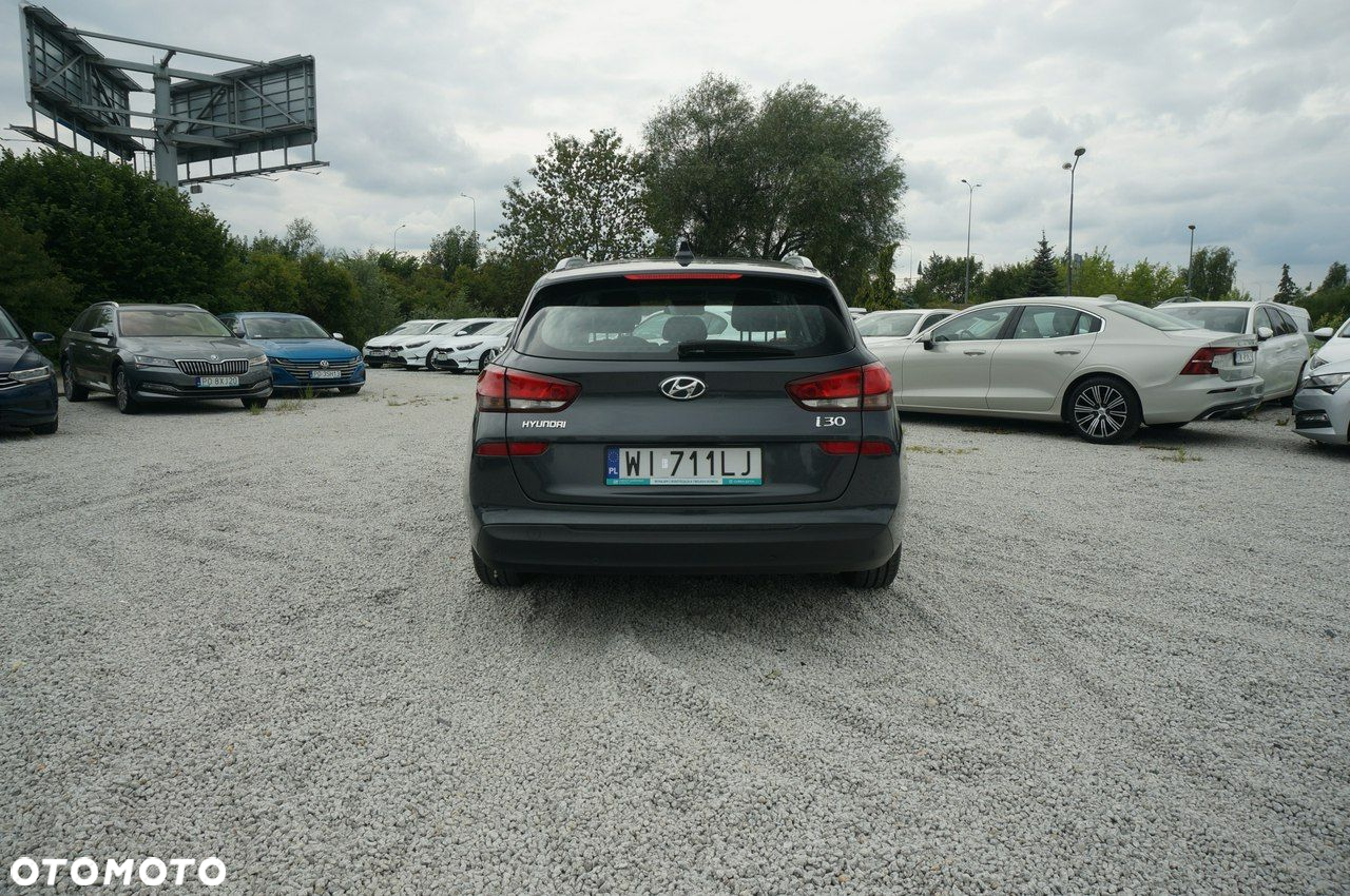 Hyundai i30 1.6 D Classic + DCT - 7