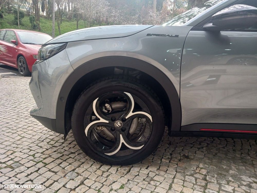 Alfa Romeo Junior 1.2 Speciale eDCT6 - 9