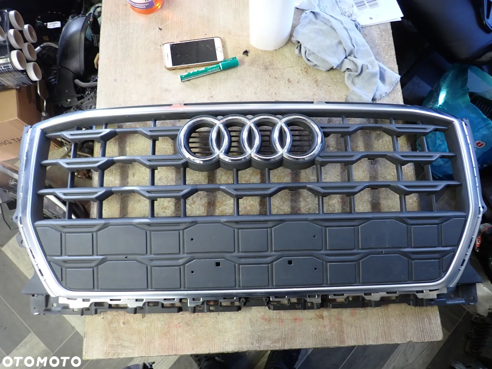 AUDI Q2 S LINE 81A PRZEDNI GRILL - 1