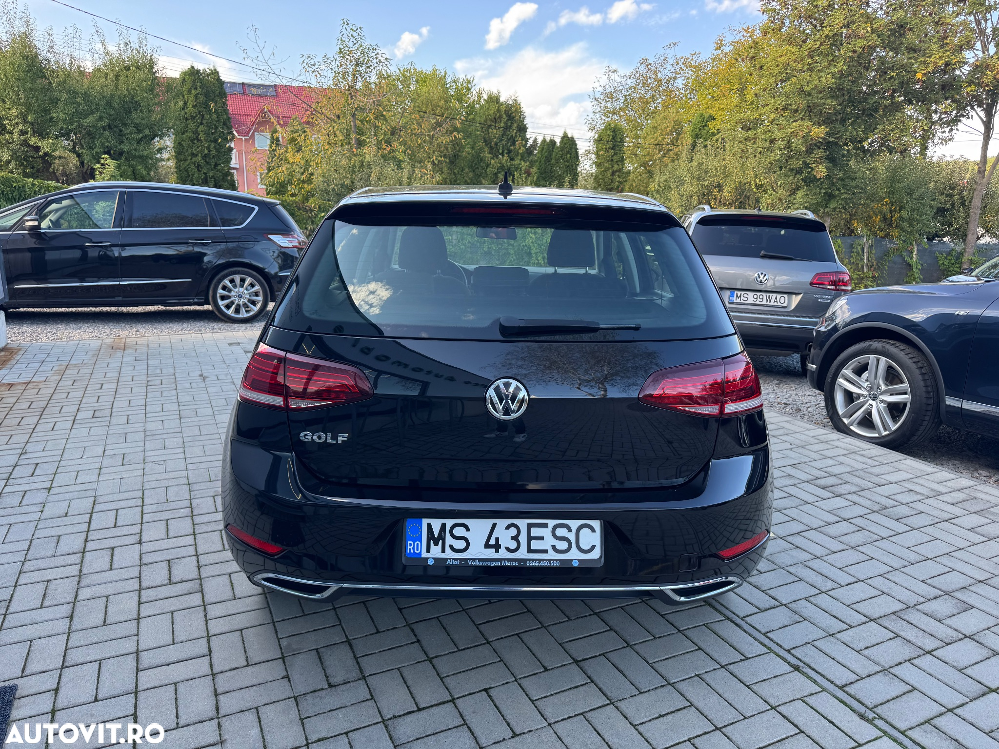 Volkswagen Golf 2.0 TDI Comfortline - 23