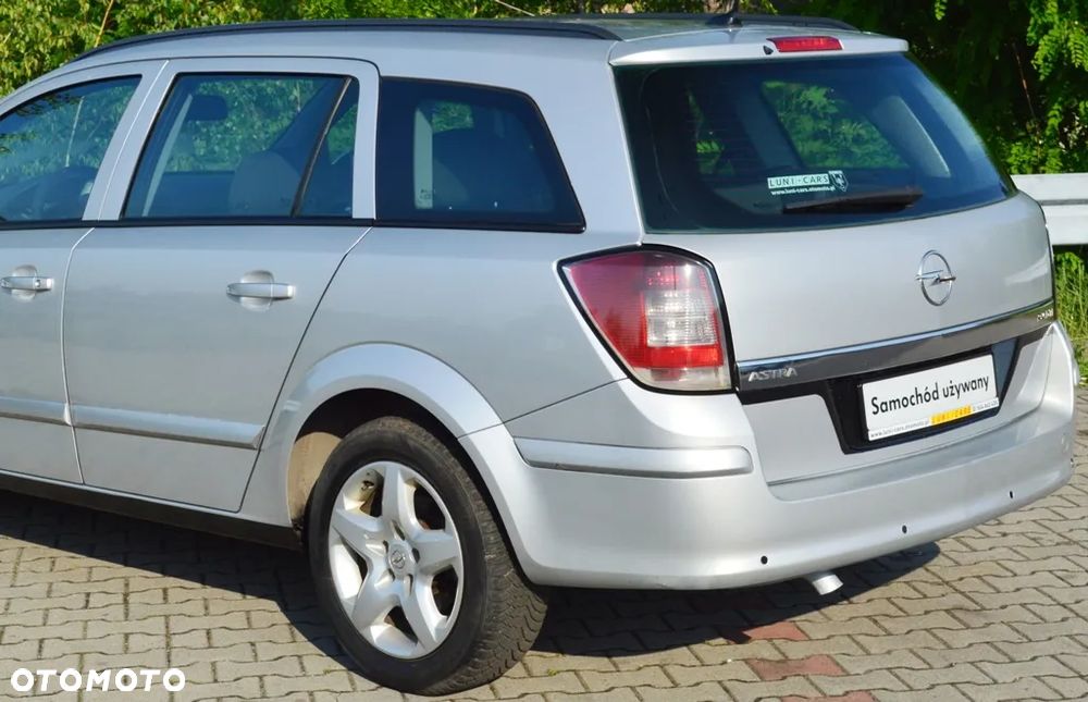 Opel Astra 1.9 CDTI - 18