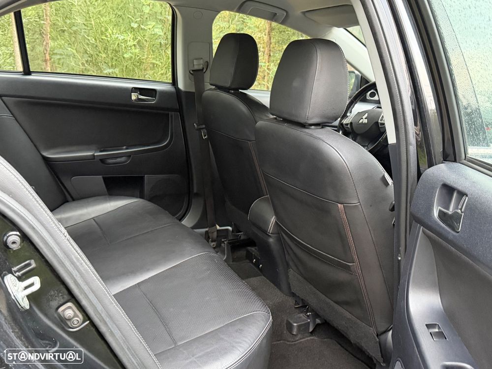 Mitsubishi Lancer 2.0 DI-D Intense + Pk Co. FPF - 52