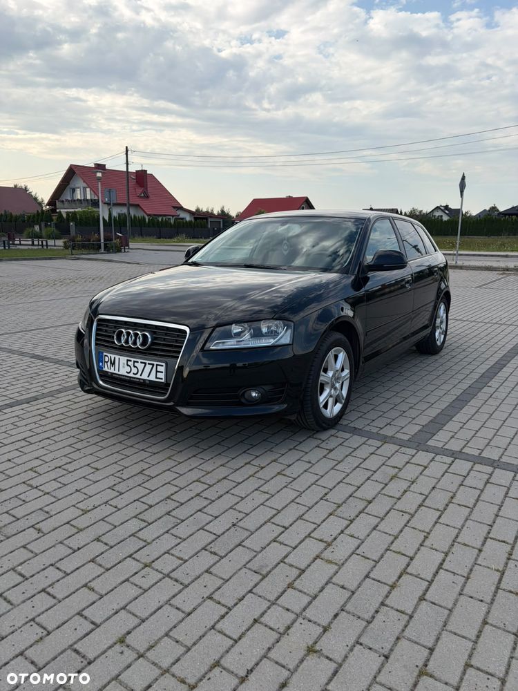 Audi A3 Sportback - 1