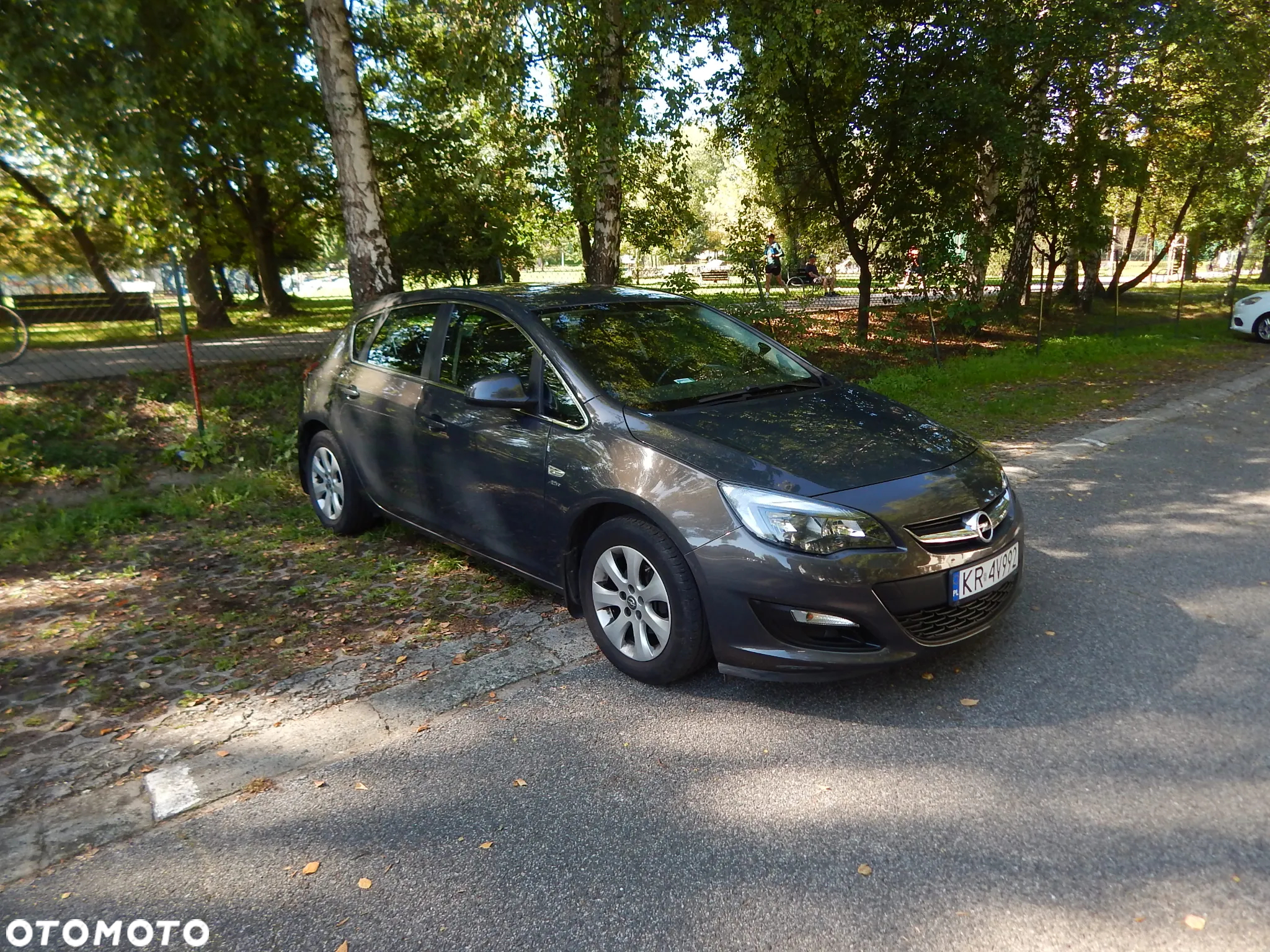 Opel Astra IV 1.4 T Active - 9