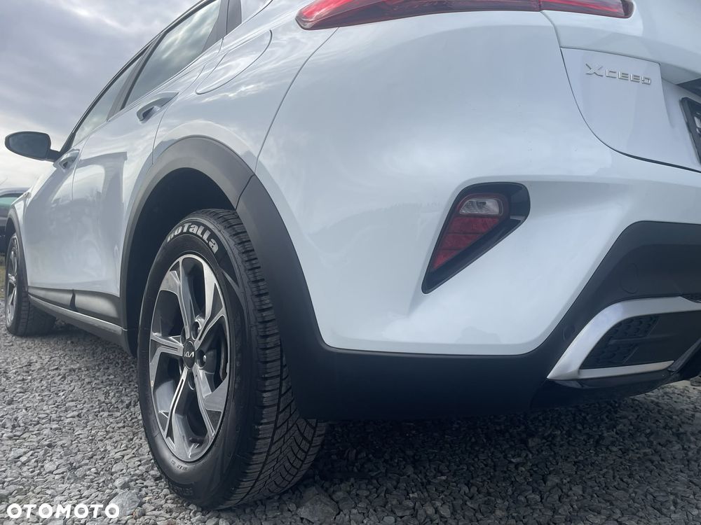 Kia XCeed 1.0 T-GDI L Business Line - 19