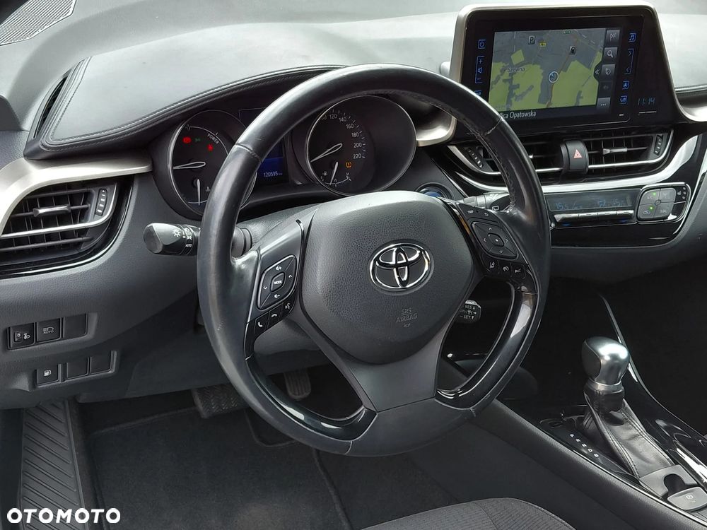 Toyota C-HR Business-Edition - 23