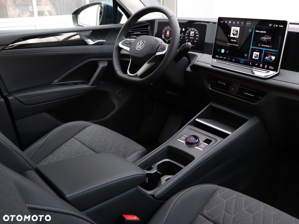 Volkswagen Tiguan - 17