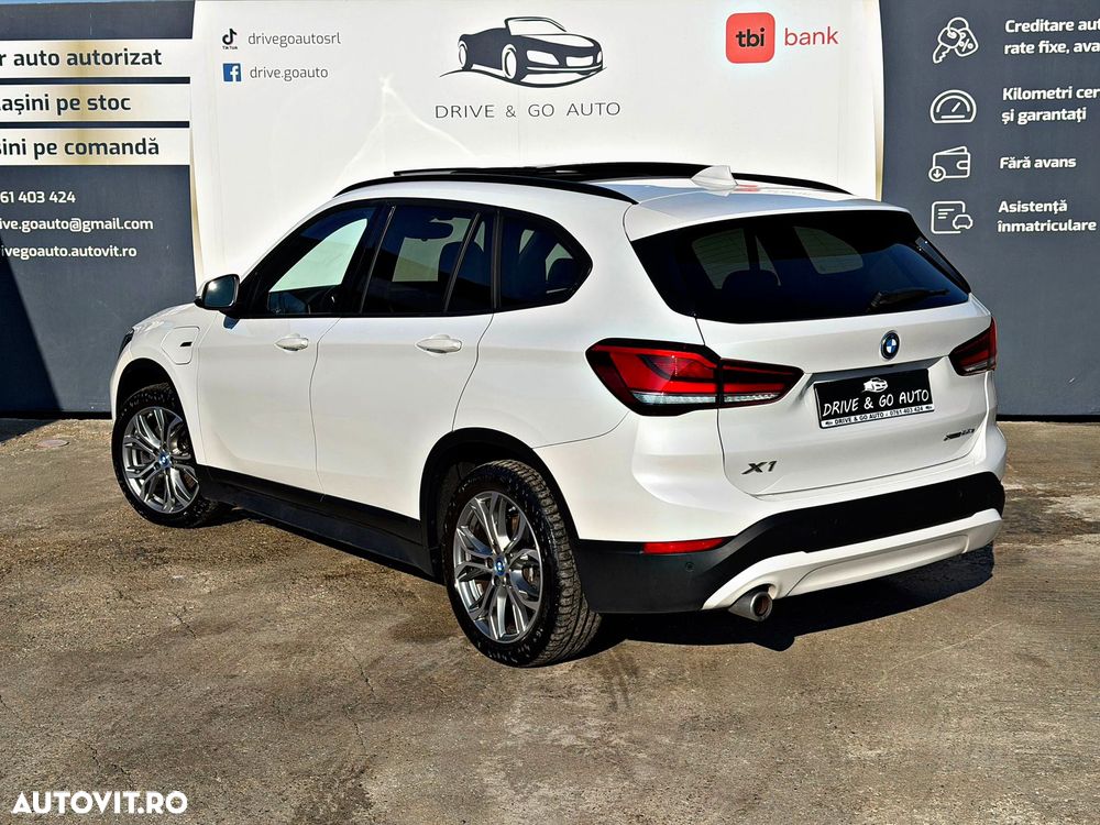 BMW X1 xDrive25e Sport Line - 3