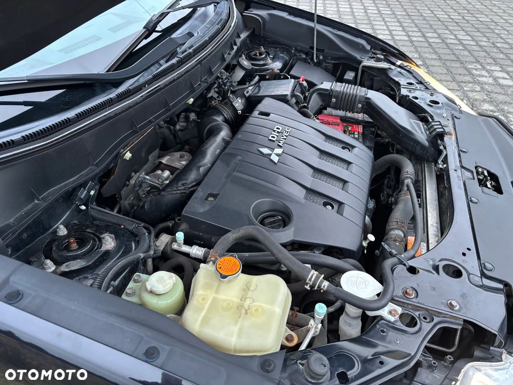 Mitsubishi Outlander 2.2 DI-D 4WD Invite - 31