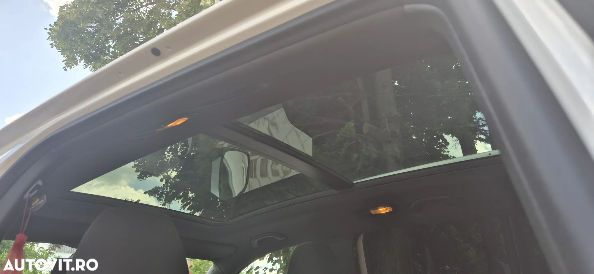 Volkswagen Tiguan - 16
