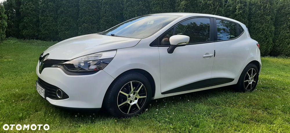 Renault Clio - 16