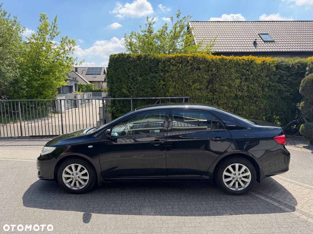 Toyota Corolla 1.6 Luna - 2
