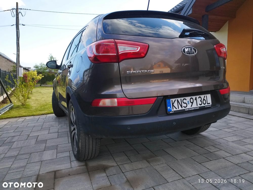Kia Sportage 2.0 CRDI 4WD Automatik Dream-Team Edition - 4