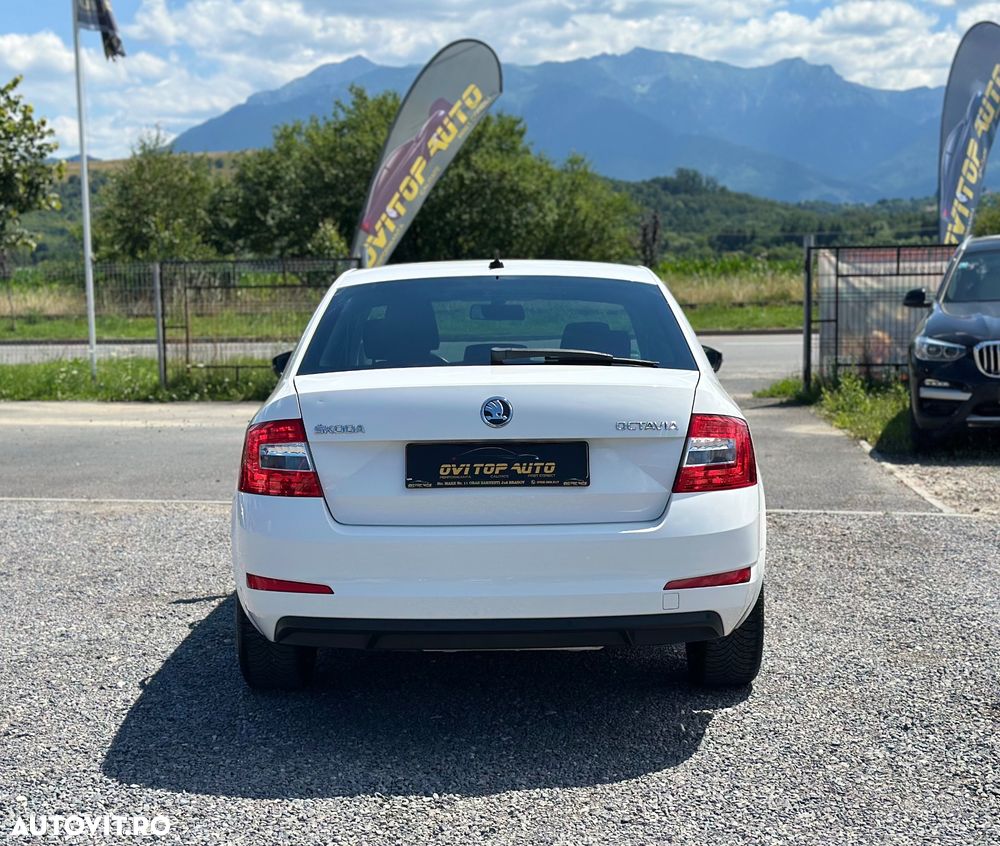 Skoda Octavia 1.6 TDI DPF Ambition - 5