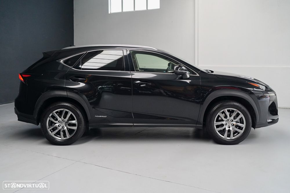 Lexus NX 300h Executive Plus 4WD - 9
