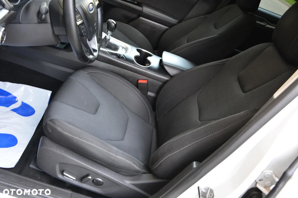 Ford Mondeo SW 1.5 TDCi ECOnetic S&S Business Edition - 35