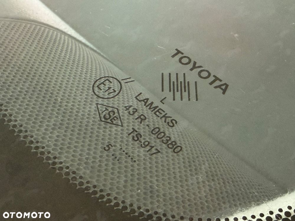 Toyota Corolla Verso 2.0 D-4D Prestige - 14