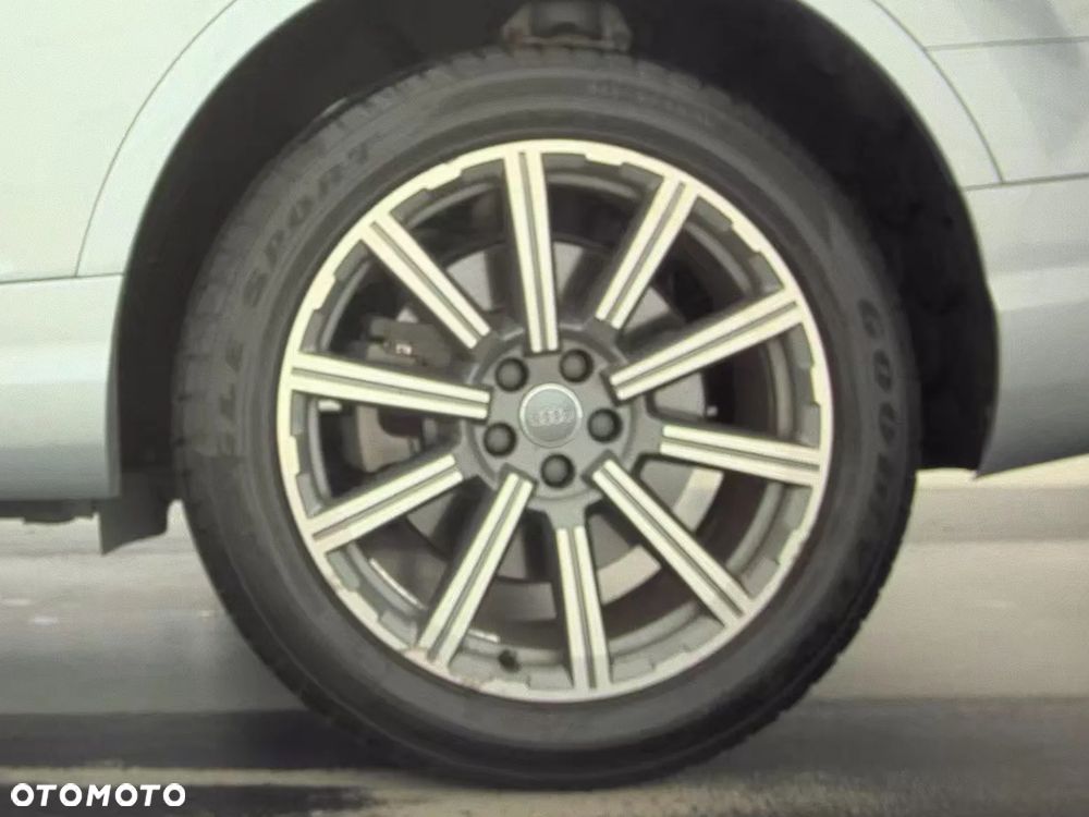 Audi Q7 - 14