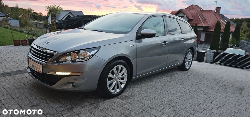 Peugeot 308 SW BlueHDi 120 Stop & Start Allure - 23