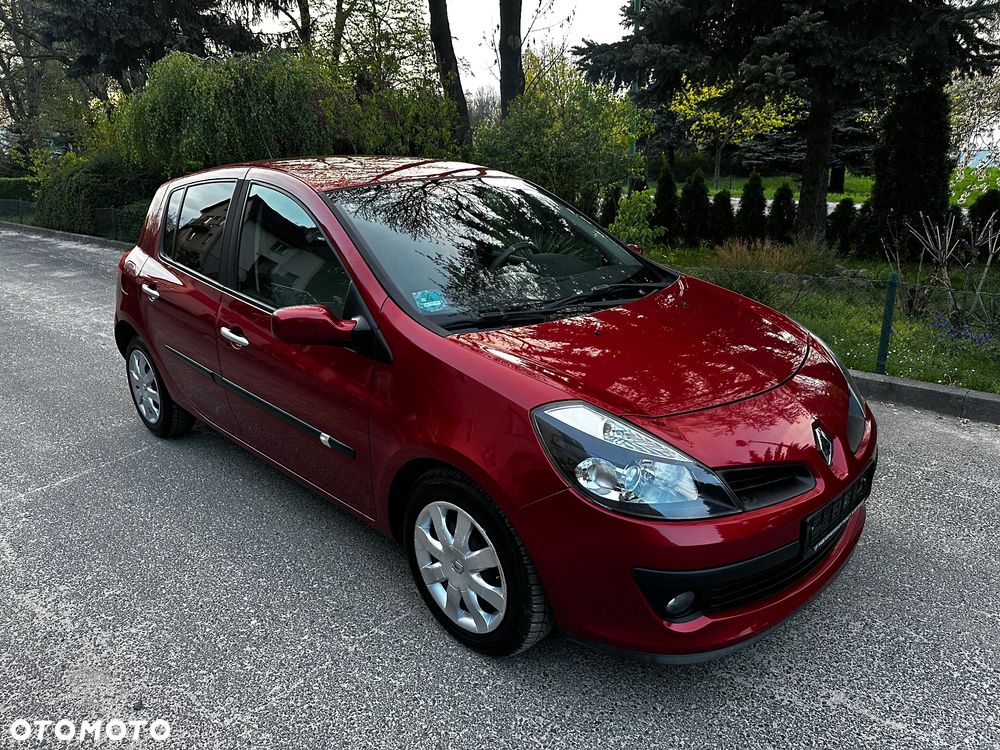 Renault Clio - 1