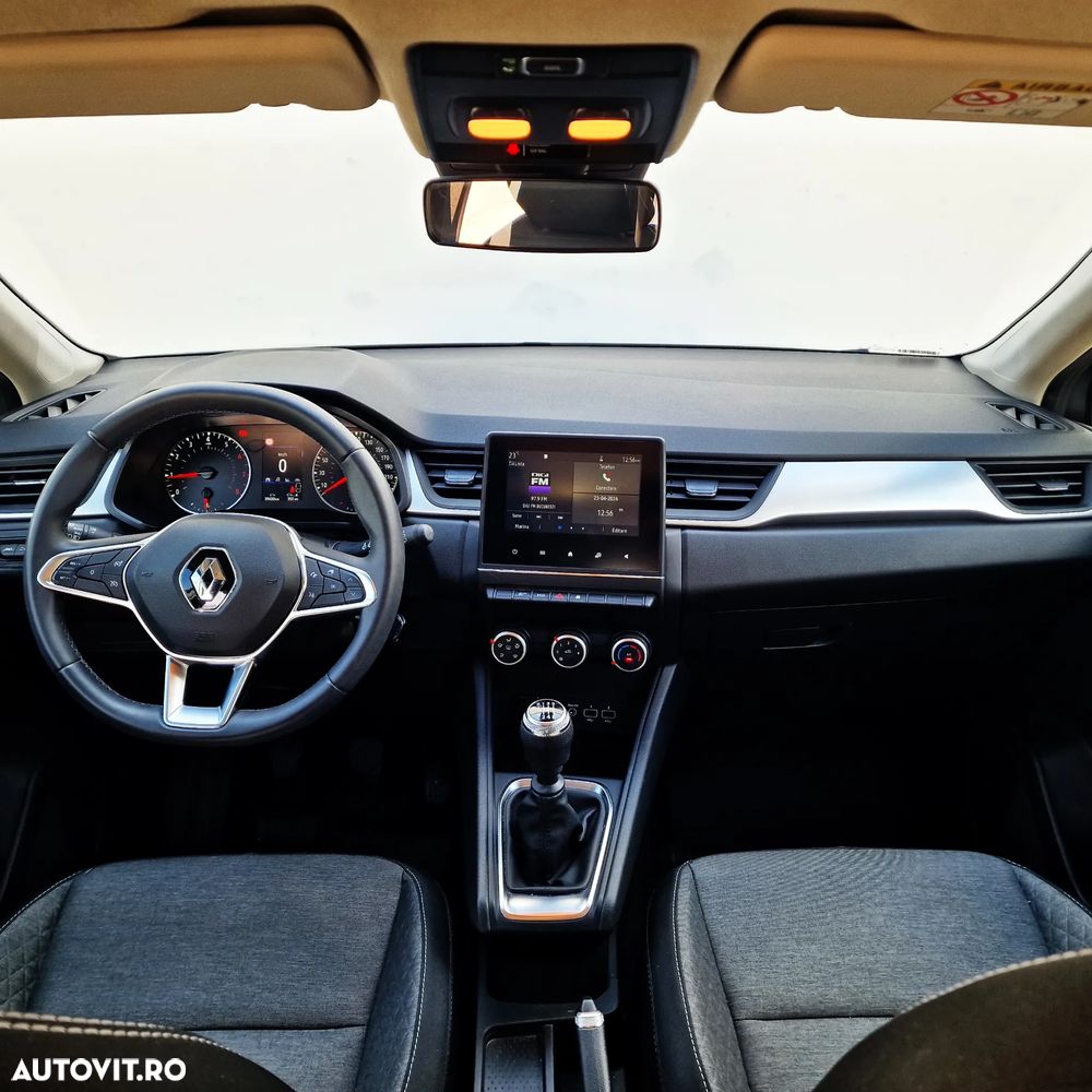 Renault Captur MHEV 140 Techno - 3
