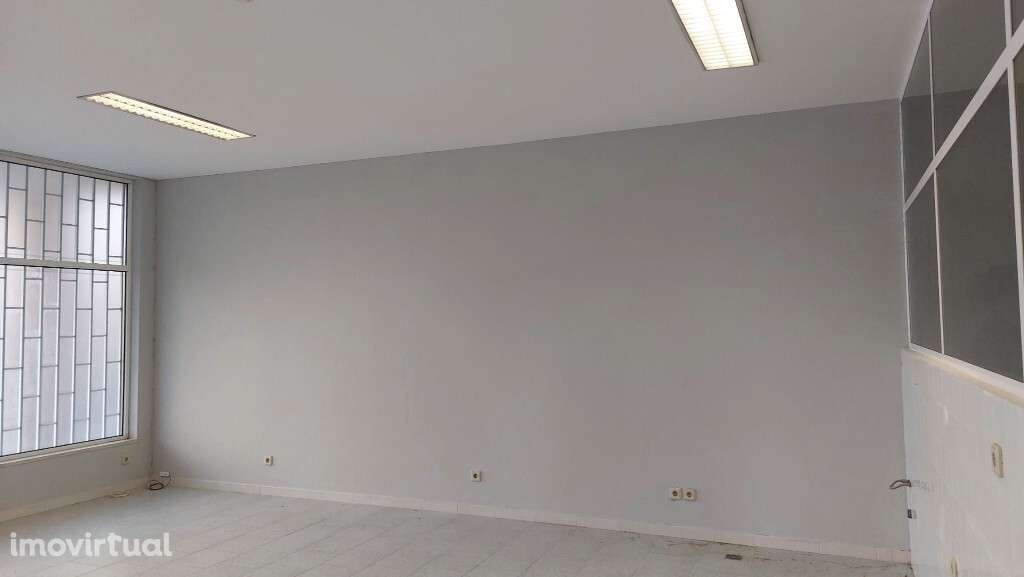 Loja - Maximinos - Grande imagem: 5/10