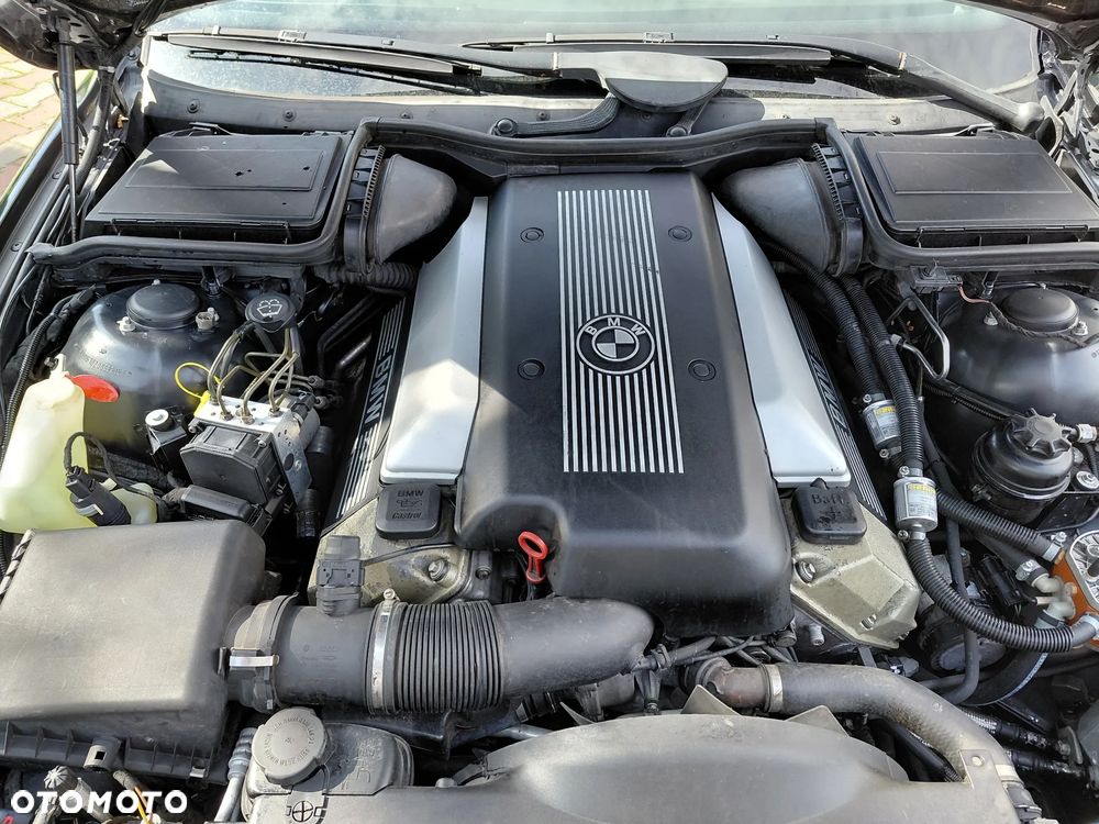BMW Seria 5 - 16