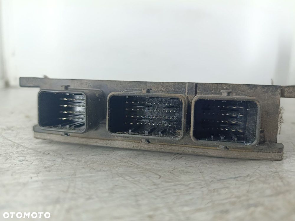 KOMPUTER, STEROWNIK RENAULT CLIO III FL 8200911560 1.5 DCI - 5