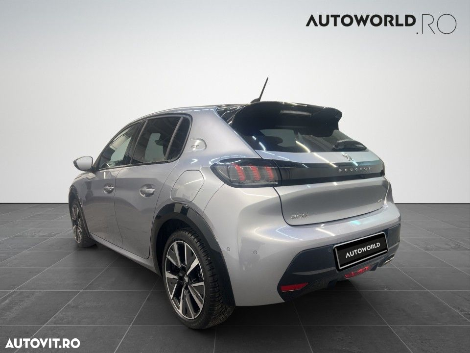 Peugeot 208 - 3