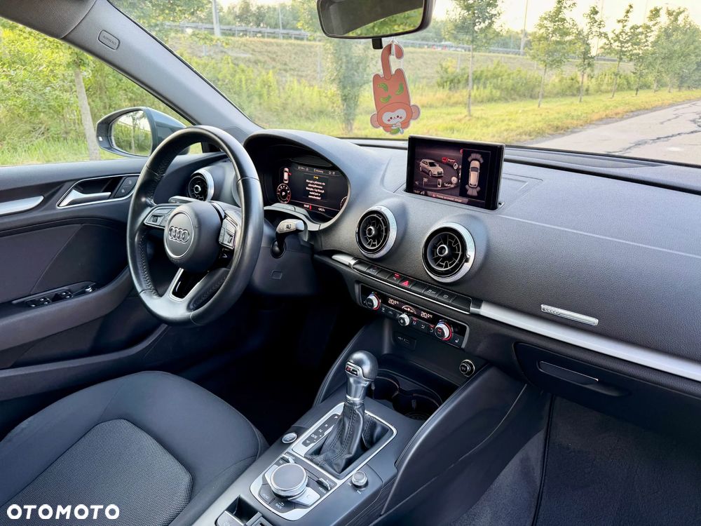 Audi A3 Sportback 35 TFSI S tronic - 29