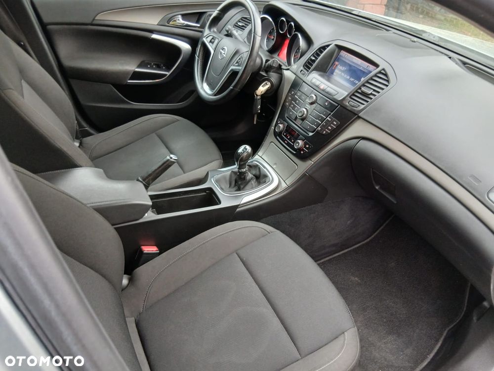 Opel Insignia 1.6 Turbo - 30