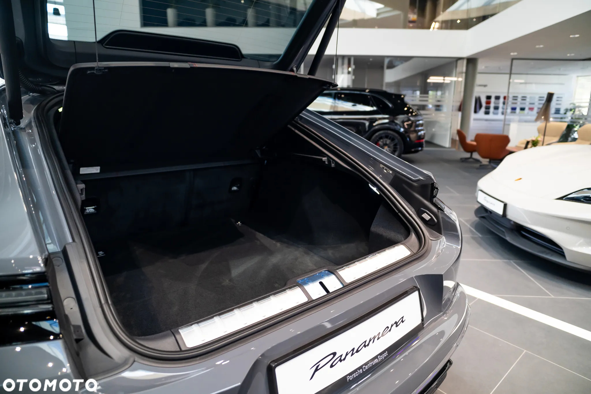 Porsche Panamera GTS - 12