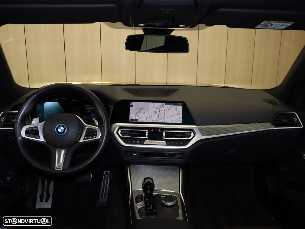 BMW 320 e Aut. M Sport - 16