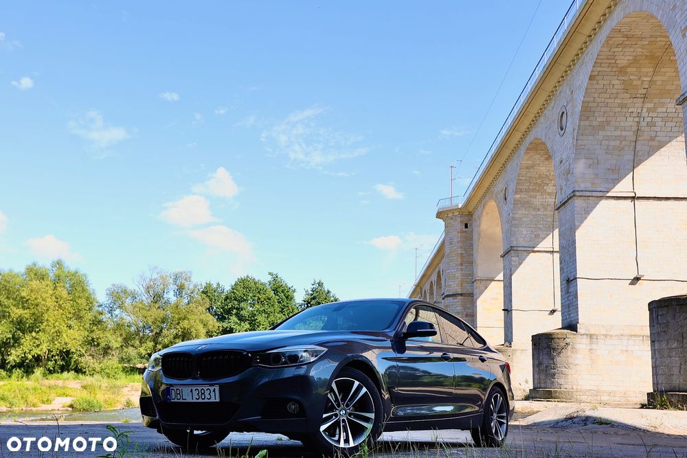 BMW Seria 3 328i xDrive Sport Line - 2
