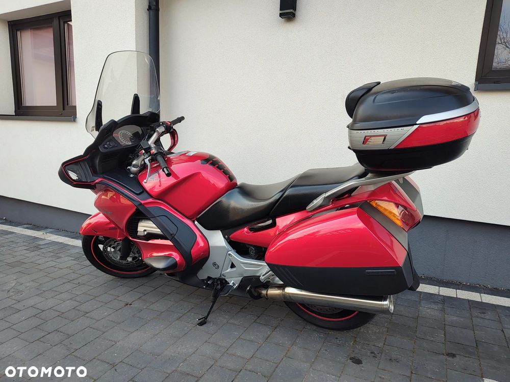 Honda ST - 5