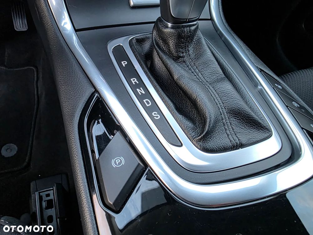 Ford S-Max 2.0 TDCi Titanium PowerShift - 22
