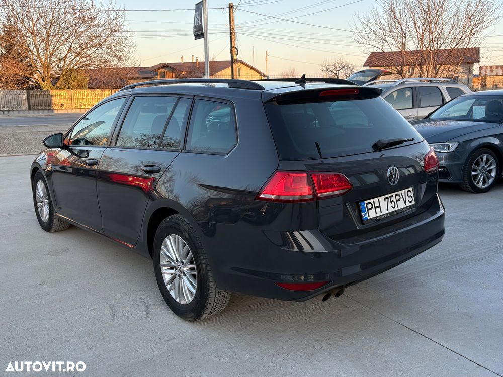 Volkswagen Golf 2.0 TDI BlueMotion Technology Cup - 4