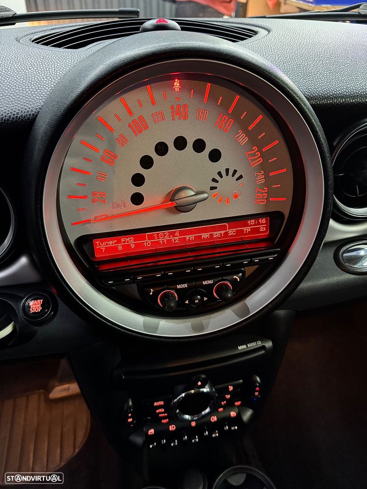 MINI 3 Portas Cooper D - 12