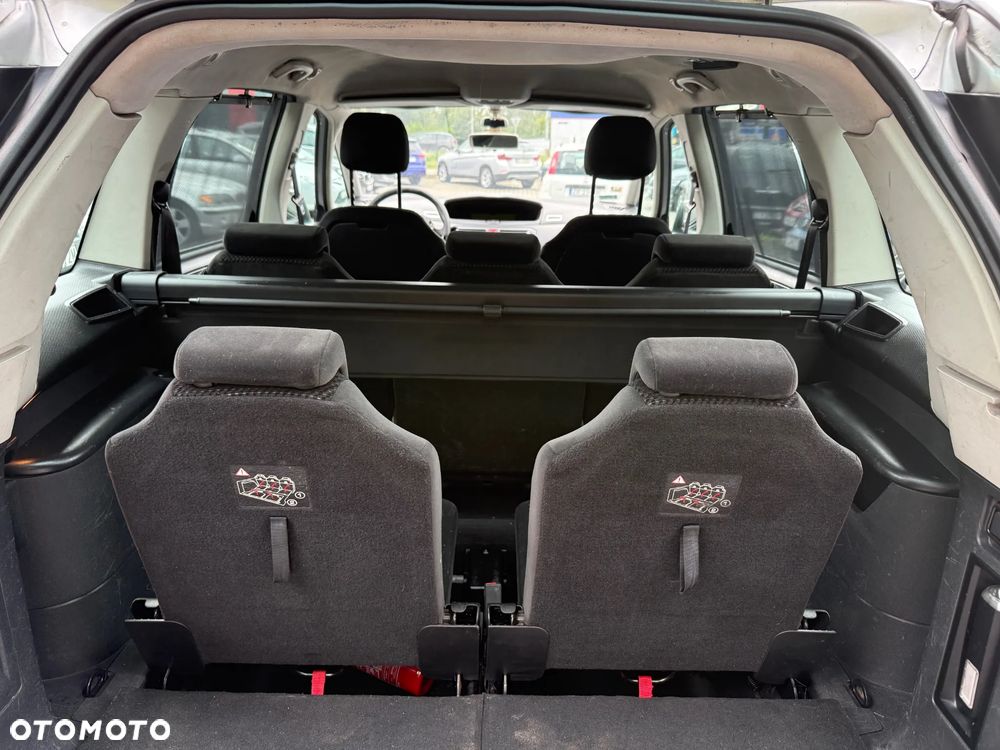 Citroën C4 Grand Picasso 1.6 HDi FAP Exclusive - 20